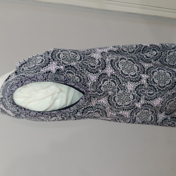 🎉 HOST PICK Liz Claiborne dress 🎉 - Picture 4 of 9